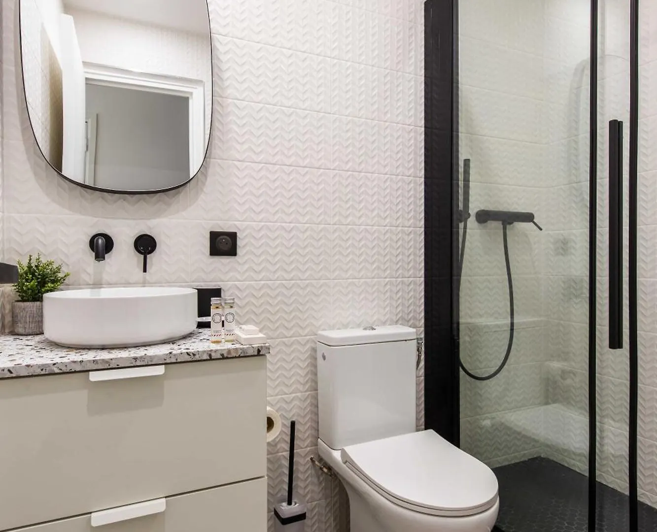 Apartment Comfortable Studio - 2P - Sentier Paris France